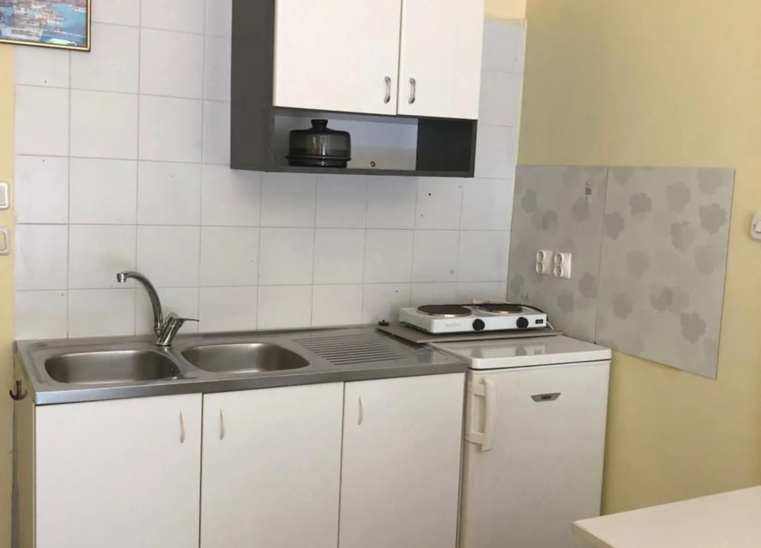 Studio Apartman Ruzmarin Apartment Njivice